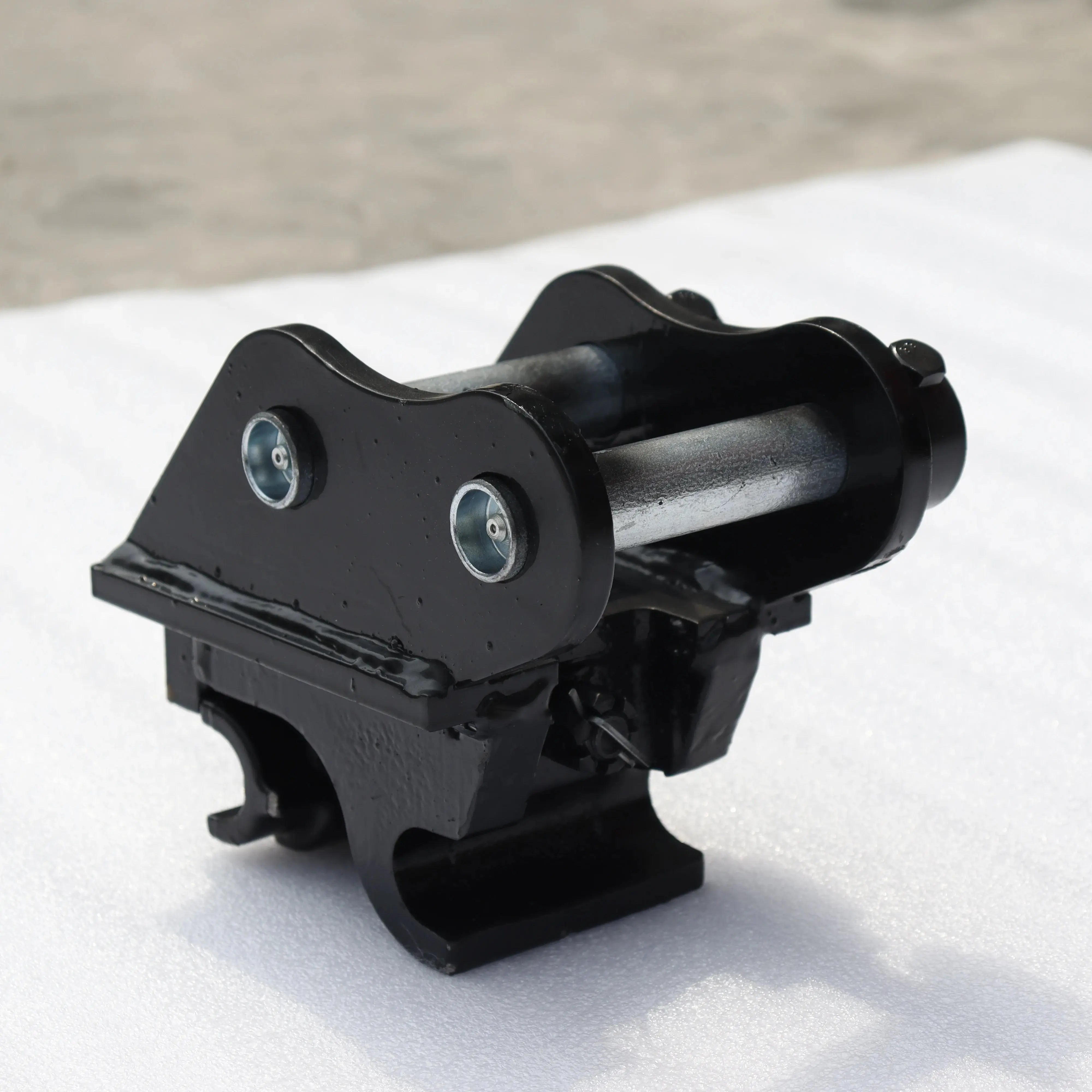 Small-Duty Quick Coupler: Reinforced Steel for  Excavator Attachments GreatEagleInc