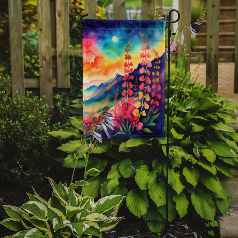 Snapdragon in Color Garden Flag Caroline's Treasures