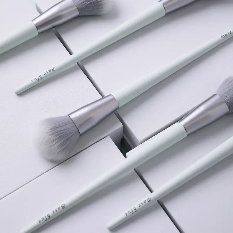 Soft Brush Baseblue Cosmetics