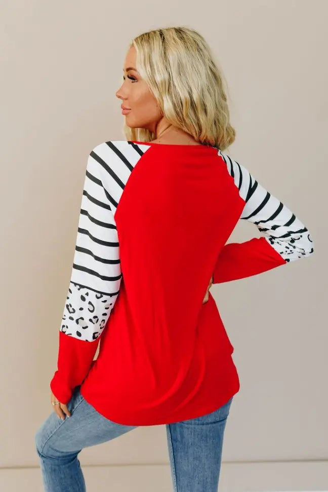 Southern Love Long Sleeve Tee Stay Warm in Style