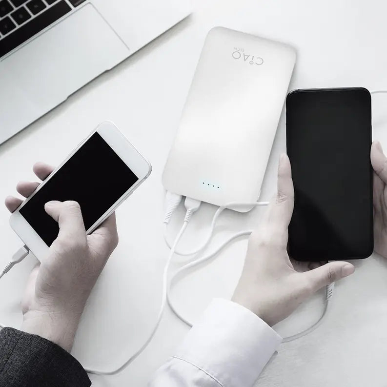 Super Slim High Performance Dual USB 10,000 mAh Solid Powerbank- White CIAO Tech