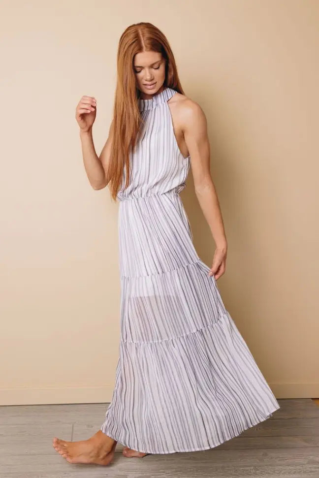 Swift Halter Striped Maxi Dress Stay Warm in Style