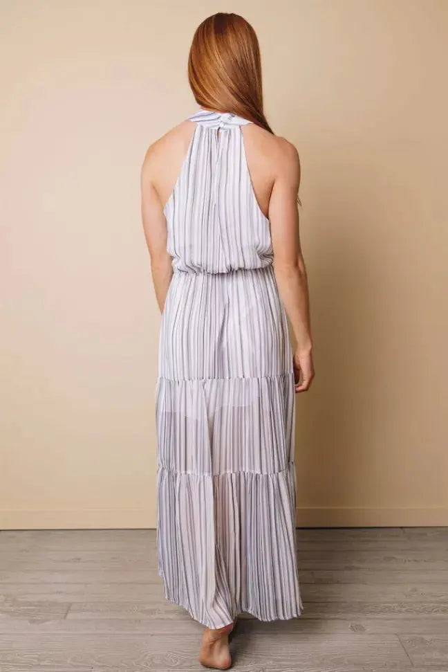 Swift Halter Striped Maxi Dress Stay Warm in Style