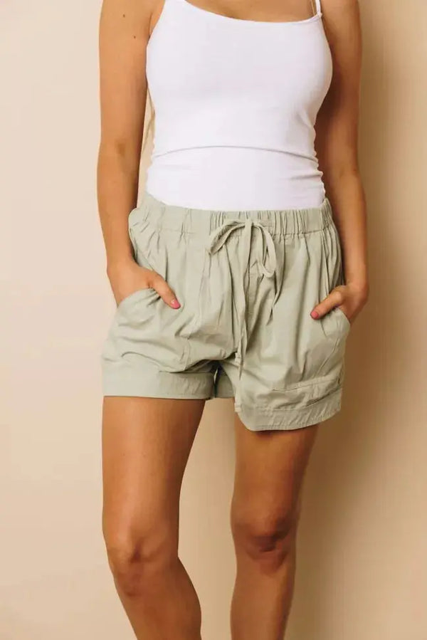 Thompson Drawstring Shorts Stay Warm in Style
