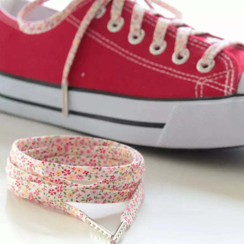 Tiny Flowers Shoelaces Cutelaces