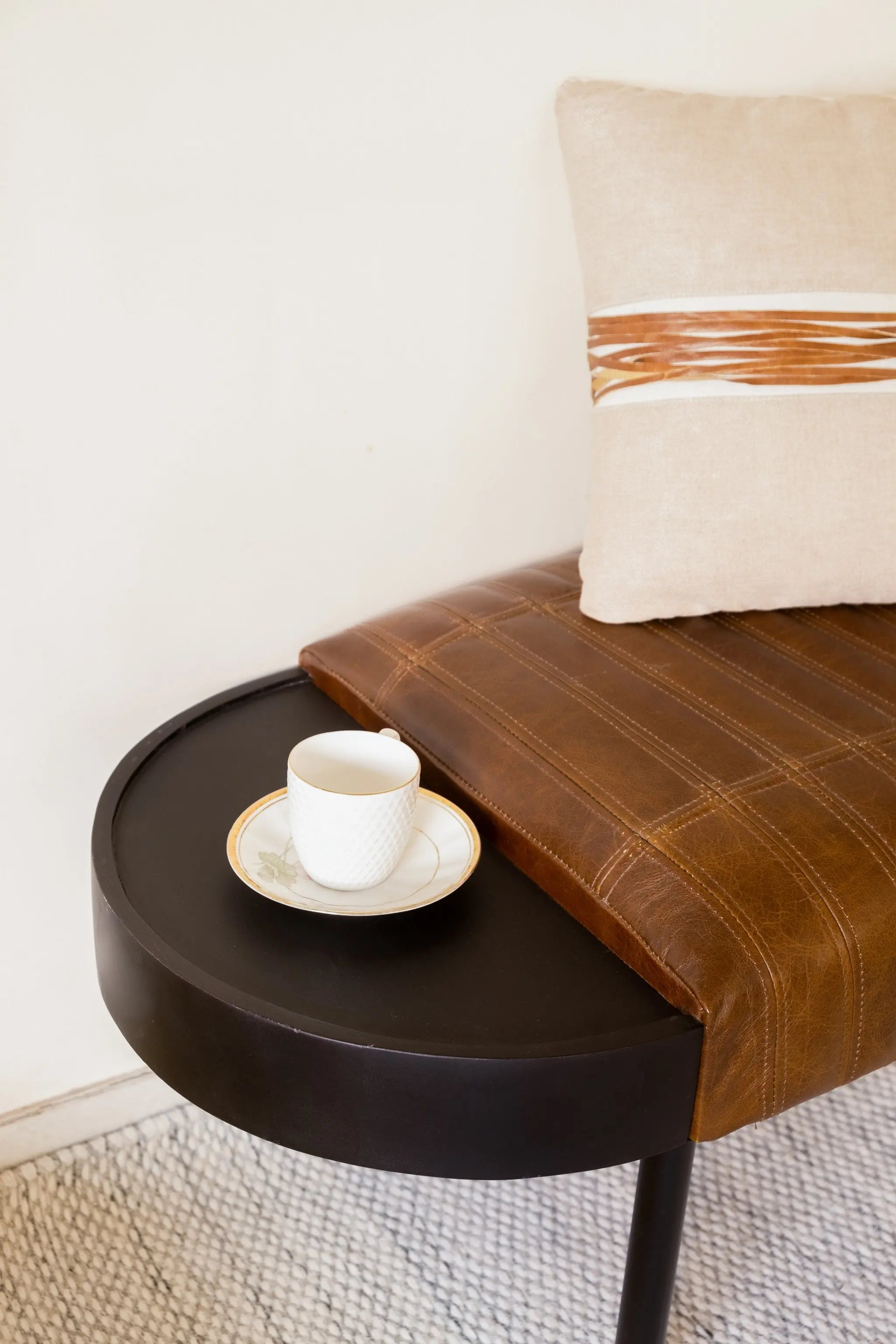 Warm Brown Leather And Solid Wood Bench Homeroots Living Room