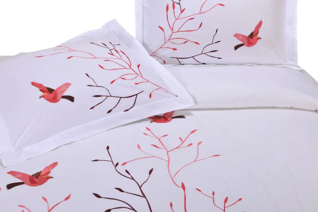 White And Red Queen Cotton Washable Duvet Cover Set With Two Shams Homeroots Bed & Bath