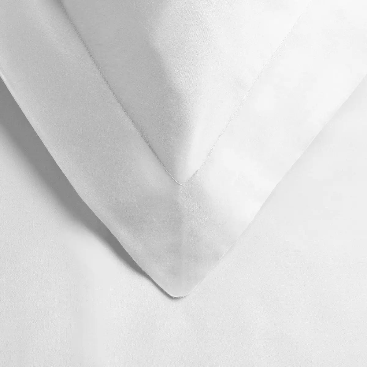 White Queen Cotton Blend 300 Thread Count Washable Duvet Cover Set Homeroots Bed & Bath