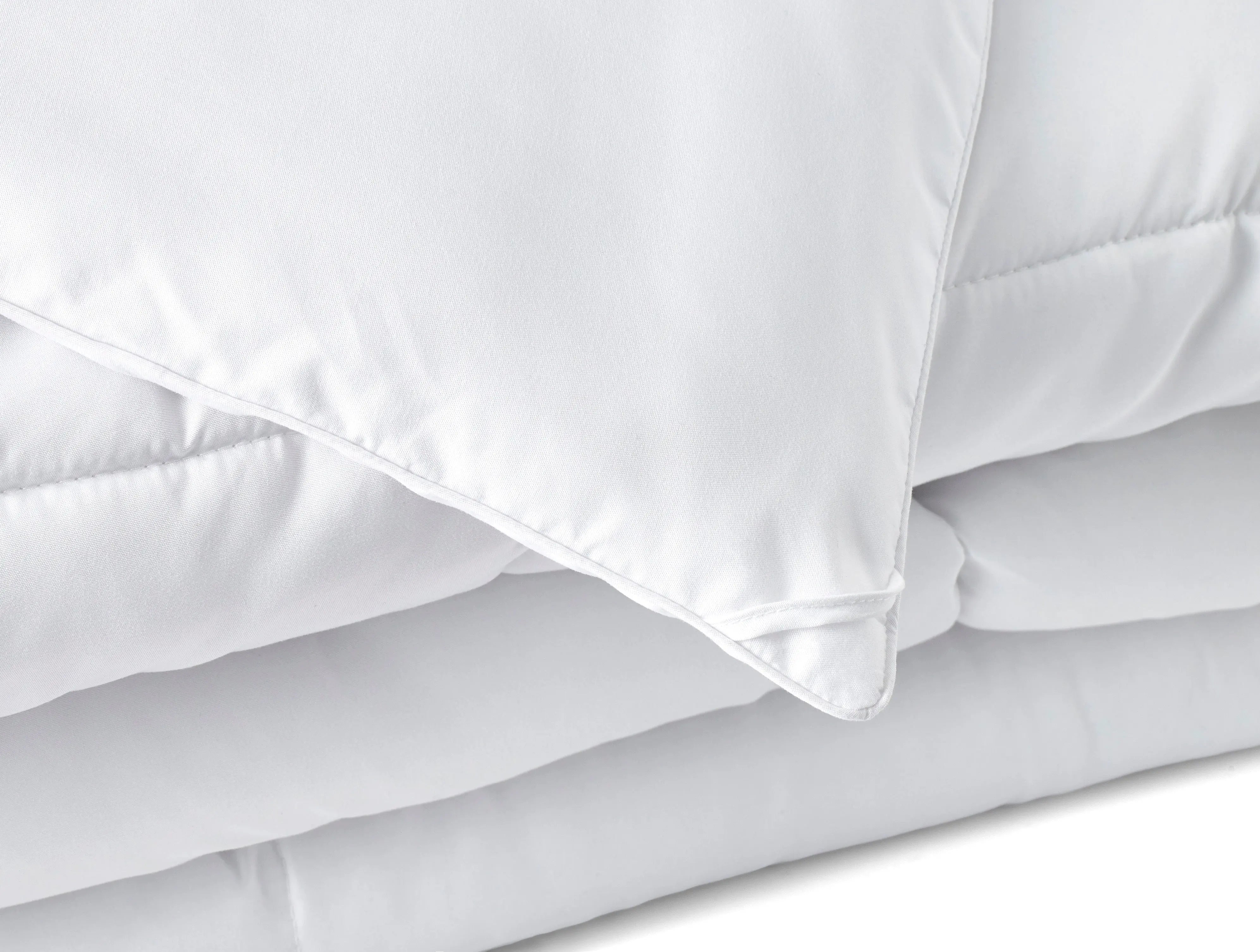 White Twin Microfiber Washable Microfiber Down Alternative Comforter Homeroots Bed & Bath