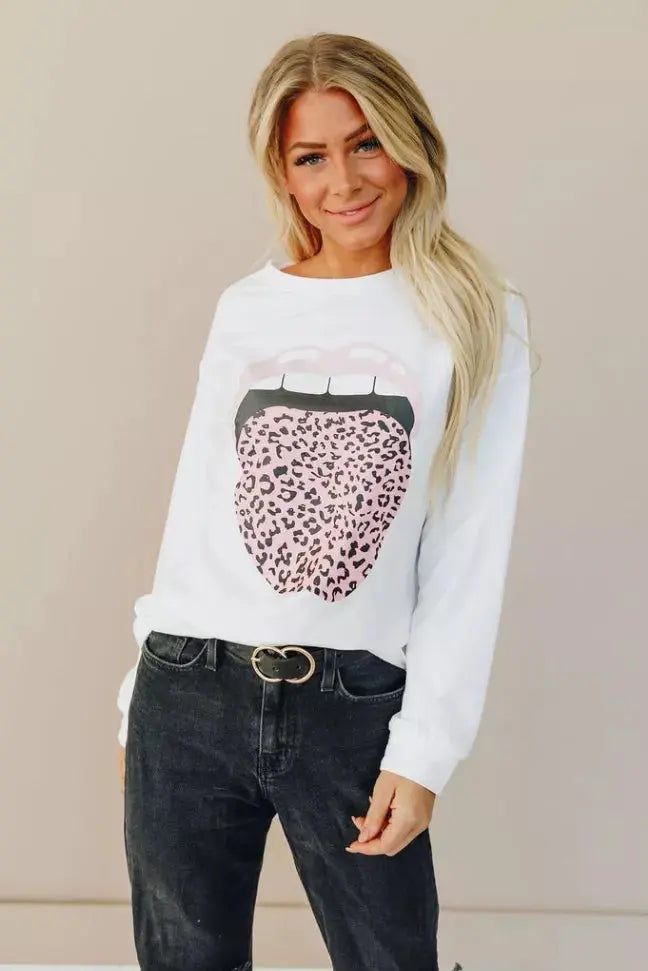 Wild Cat Lips Pullover Stay Warm in Style