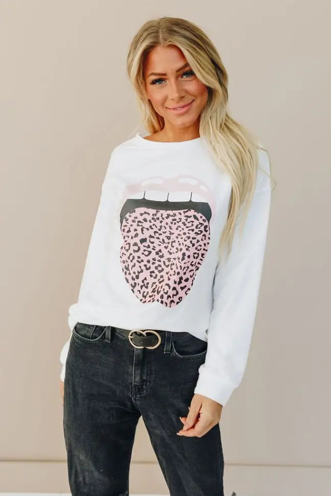 Wild Cat Lips Pullover Stay Warm in Style