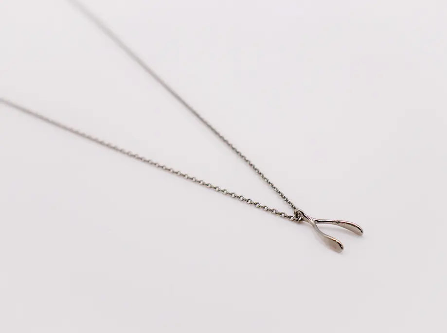 Wishful Silver Necklace Maskup Corporation