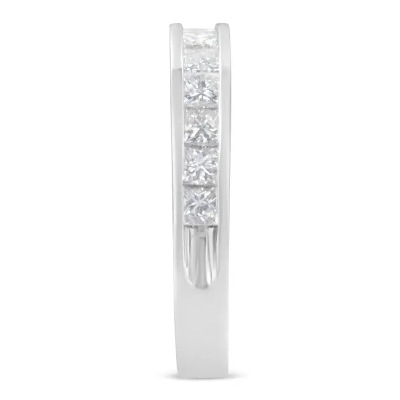Women's 18K White Gold Princess Cut Diamond Band Ring (1 Cttw, G-H Color, SI1-SI2 Clarity) Luxcom