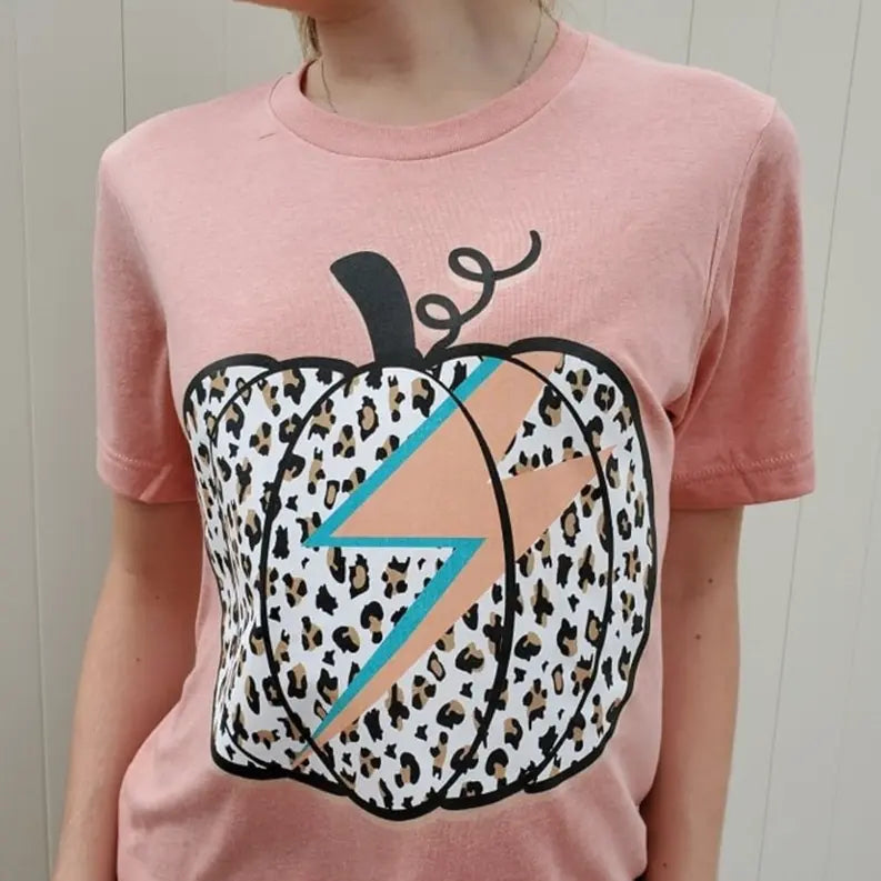 Women's Retro Leopard Pumpkin Lightning Bolt Halloween Fall T-Shirt Dream Team Designs