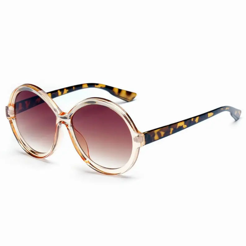 Women's Round Fashion Sunglasses IRIS FASHION INC