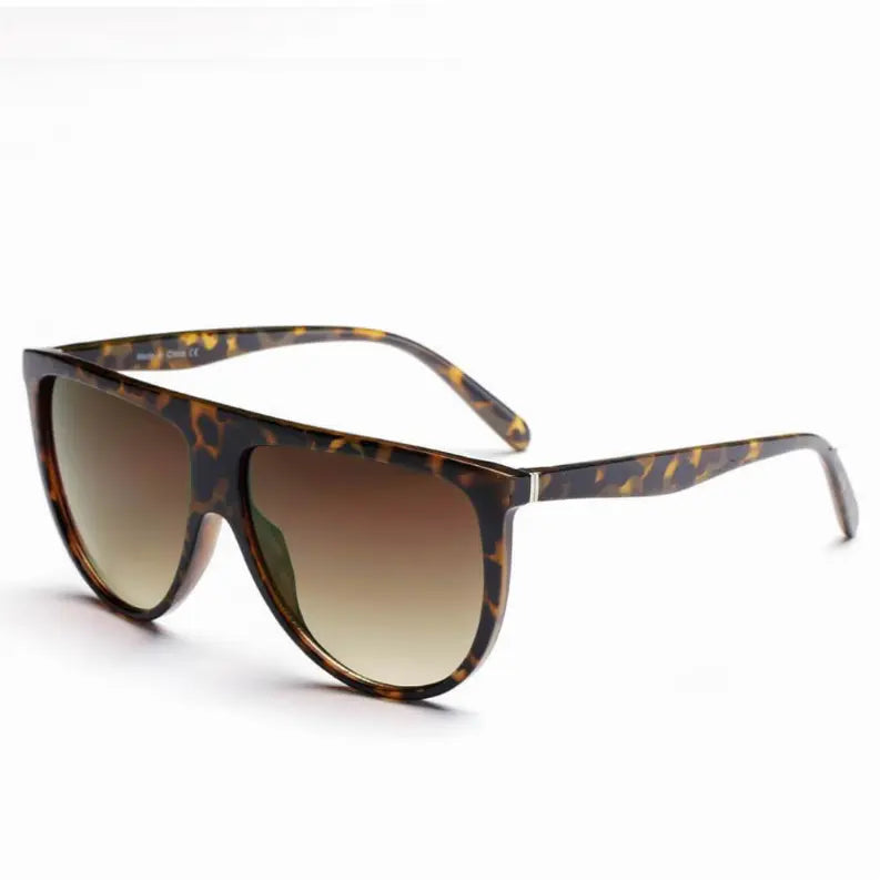 Women's Round Fashion Sunglasses IRIS FASHION INC