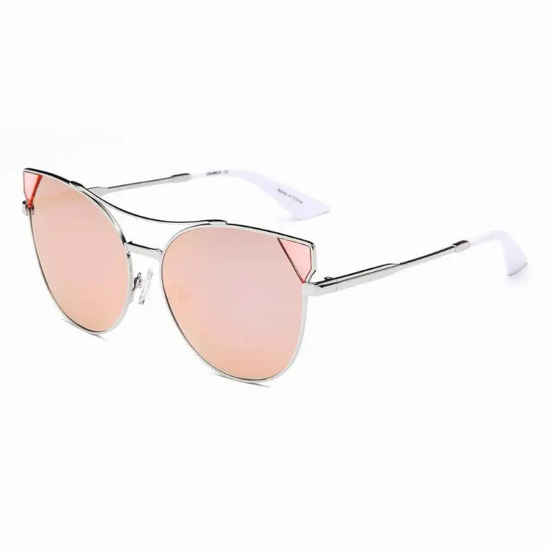 Women's Trendy Sunglasses IRIS FASHION INC