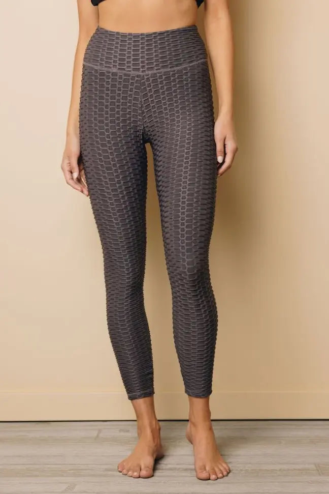 Work It Out Leggings Stay Warm in Style