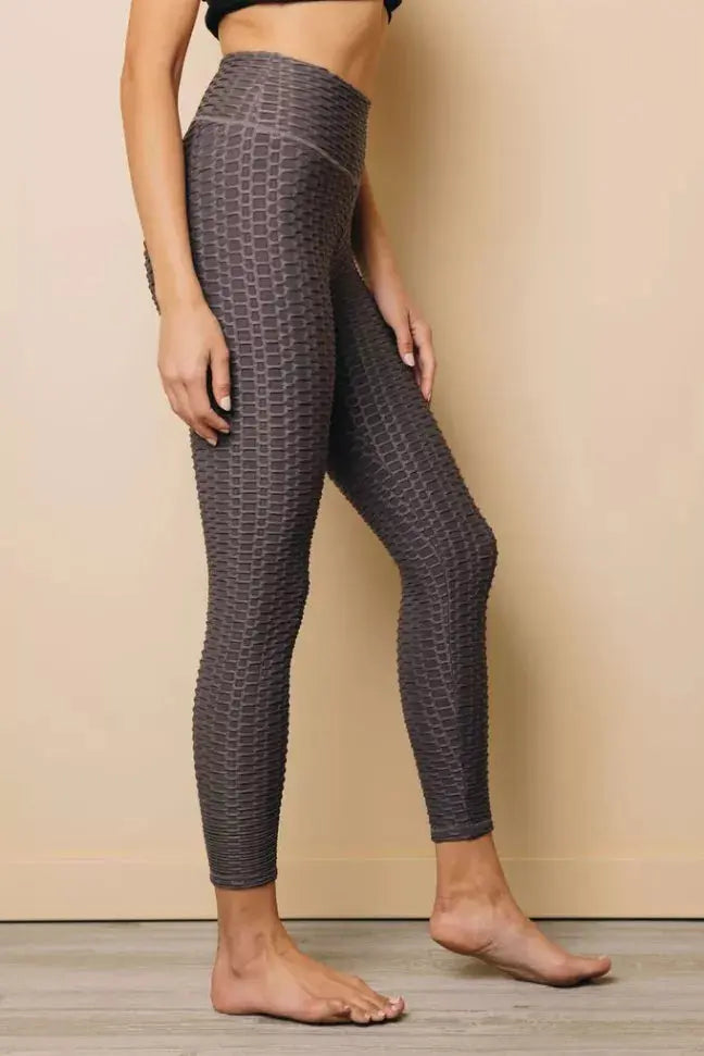 Work It Out Leggings Stay Warm in Style