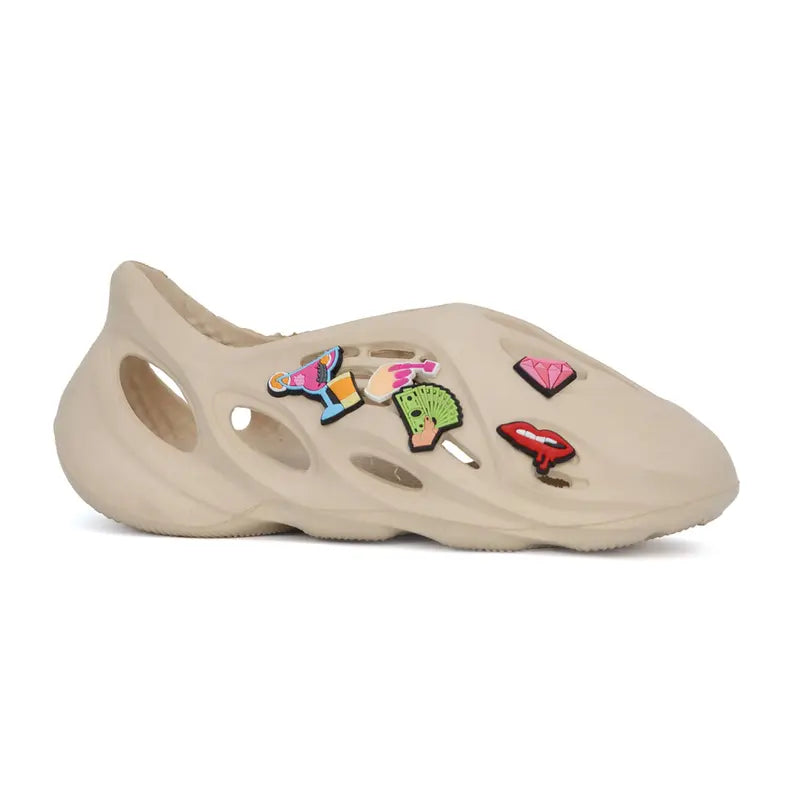 Yoki Womens eva Bubble closed Sneaker with badges Yoki Fashion