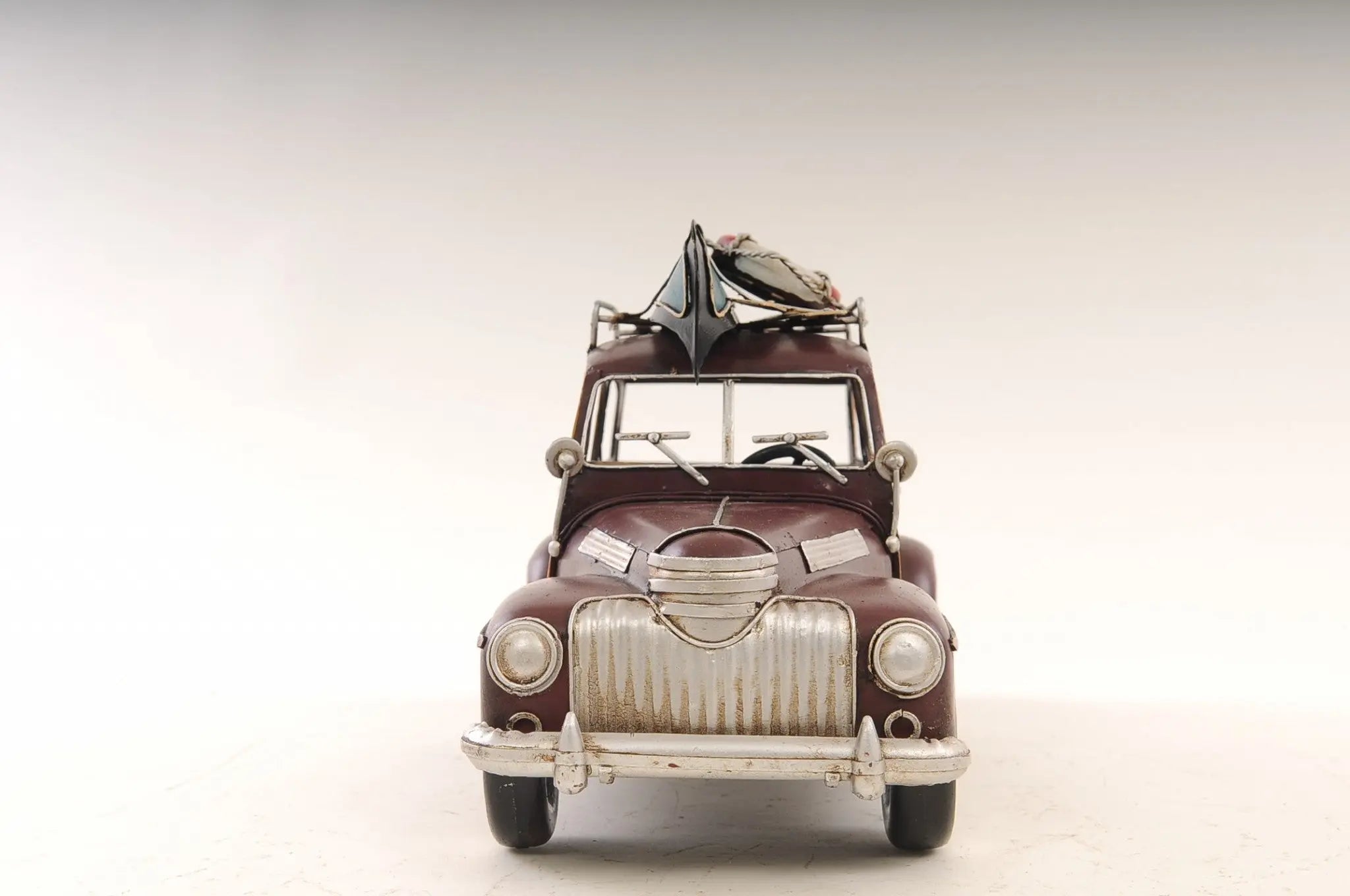 c1947 Chevrolet Suburban Sculpture Homeroots Home Decor