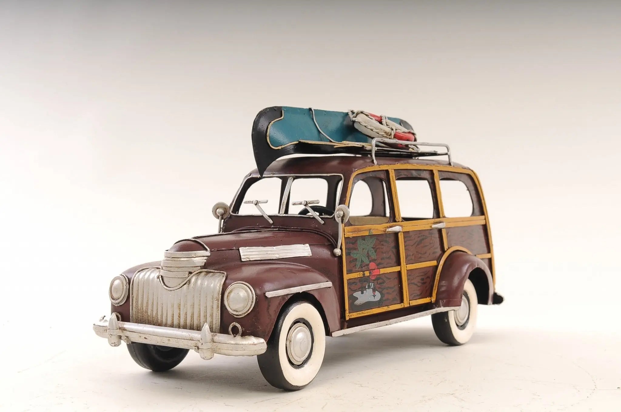 c1947 Chevrolet Suburban Sculpture Homeroots Home Decor