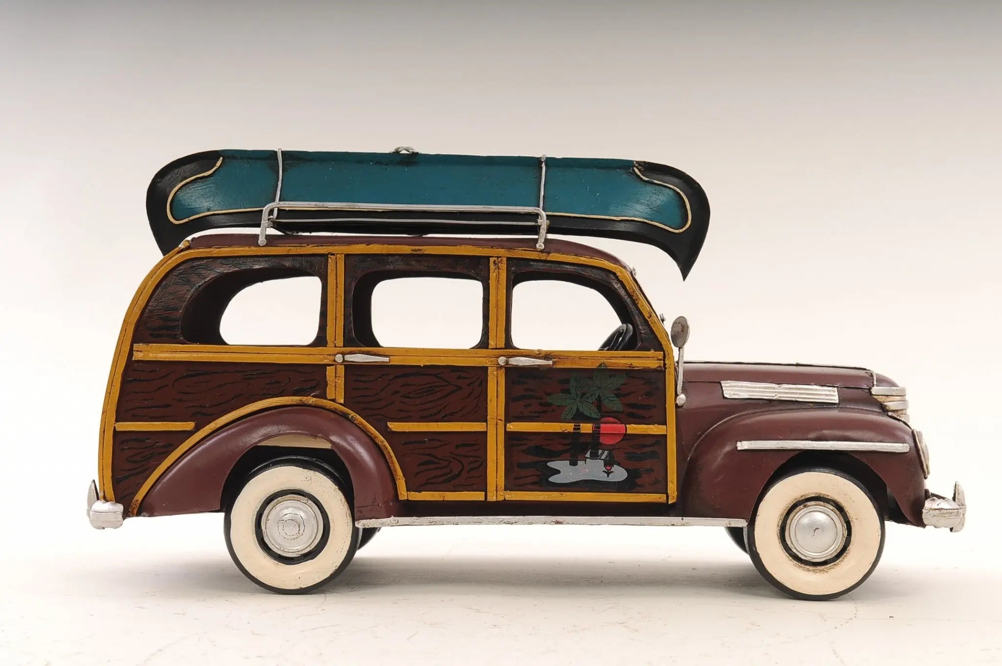 c1947 Chevrolet Suburban Sculpture Homeroots Home Decor