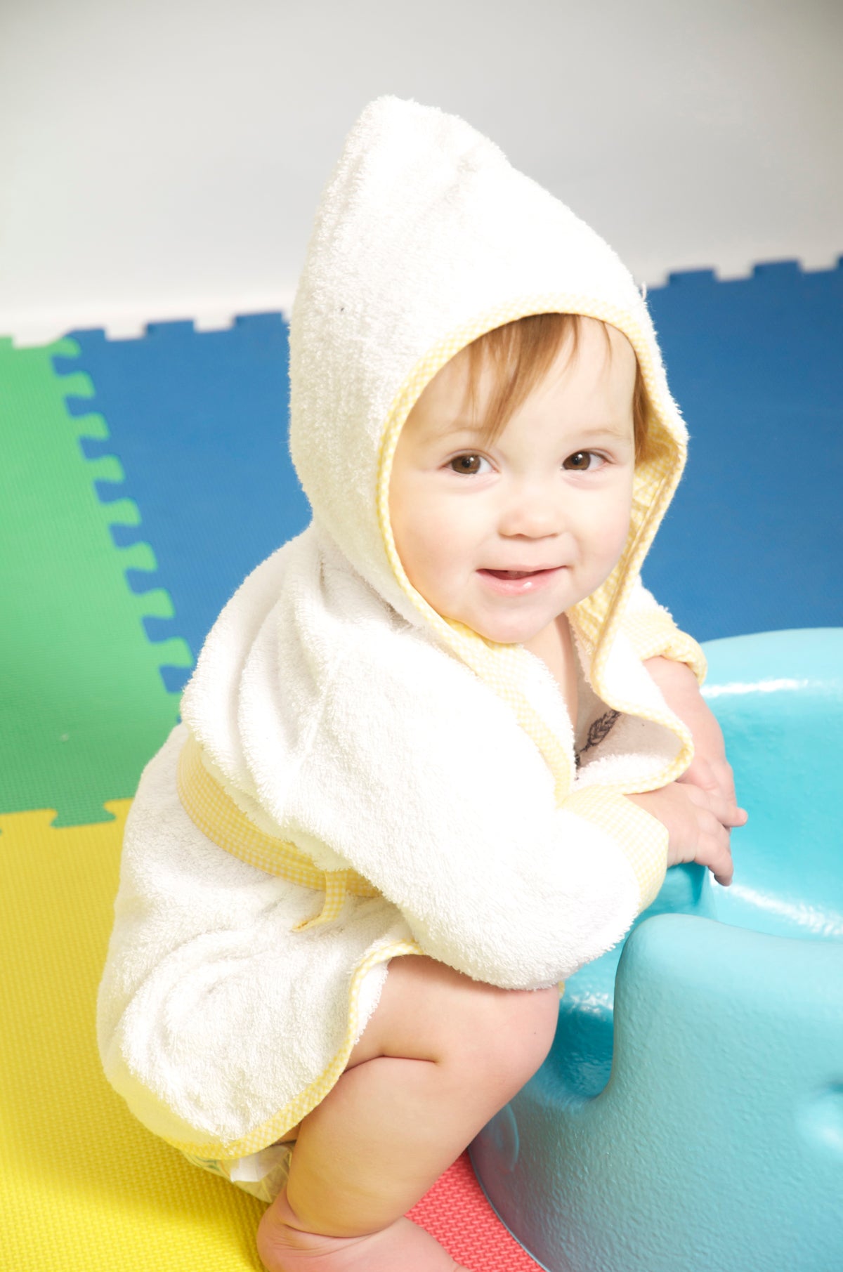 Neutral Newborn Baby 3 Pc  Set (gown, Robe, Hooded Towel) GreatEagleInc